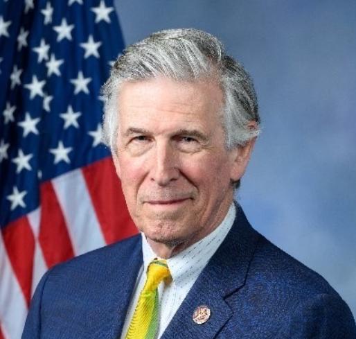 美国民主党籍众议员唐·拜尔今天发文说：“美国必须立即向以色列明确表明：如果黎巴嫩