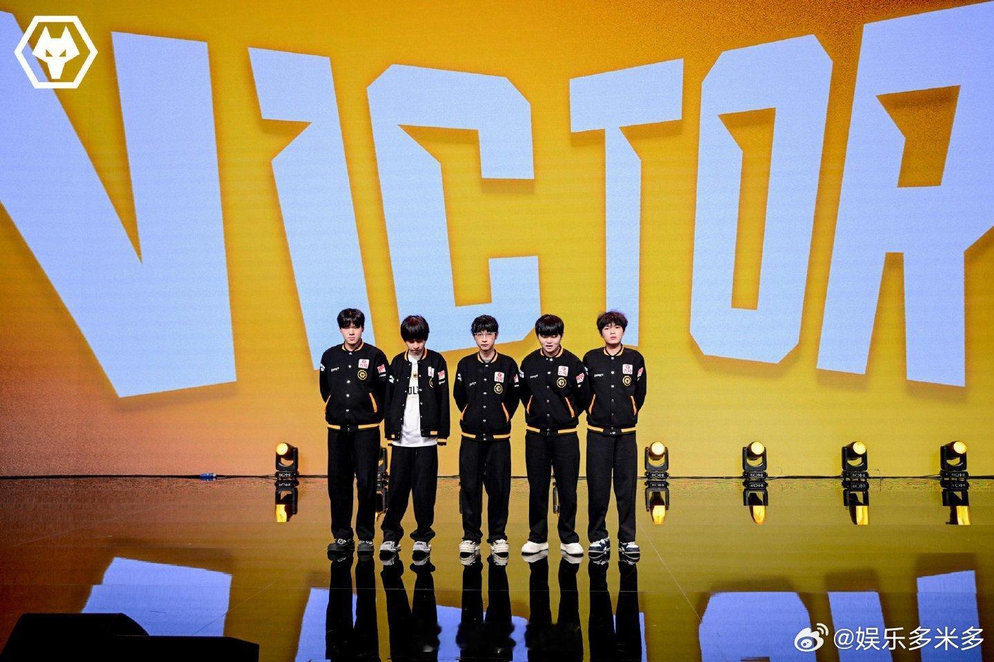 重庆狼队制胜秘诀竟是每天多这十分钟 胜利从不是偶然，狼队新主场开门红的关键，就是