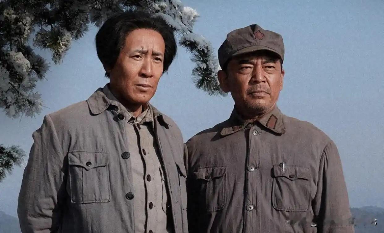 这几天，央视播放的《伟大的长征》，成为热议，热播和热搜，该剧将90年前那段波澜壮