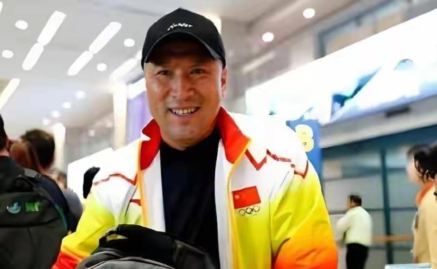 李永波为什么在国外种榴莲而不回国当教练？！
答案是一名公职人员的所有合法收入，你