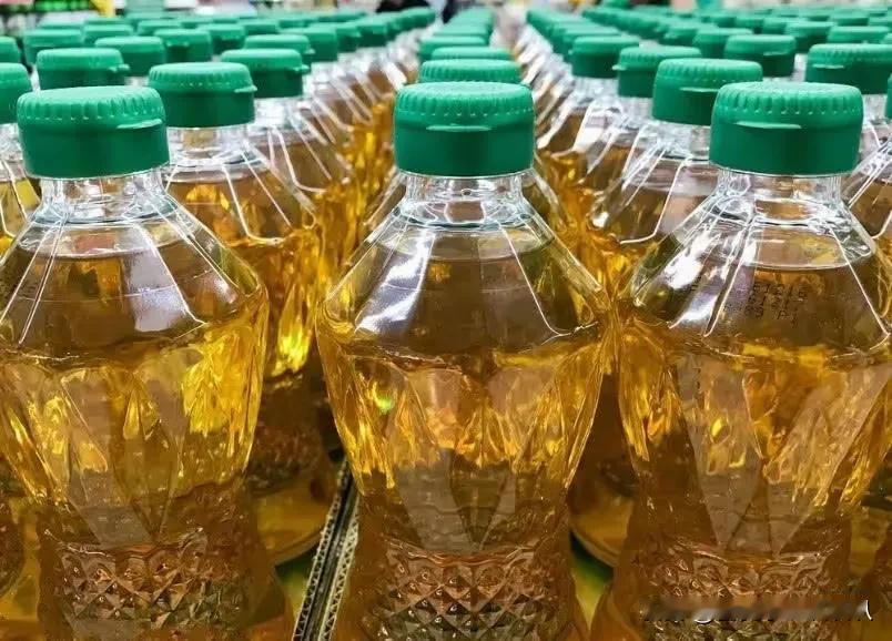 专家谈食用油：自己榨油风险很高，现代工艺与添加剂才保安全！

最近，一位权威专家