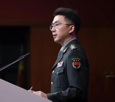 中国国防部通告！所谓“击沉”中国军舰动画纯属自嗨！罕见措辞引爆国际舆论
 
近期