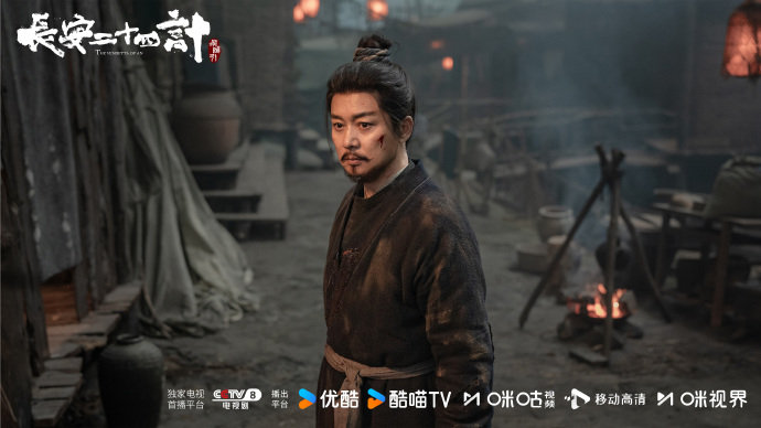 谁允许刘奕君变杨过了铁血将军萧武阳因信弟弟被俘断臂，以后连笛子都吹不了，这剧情也