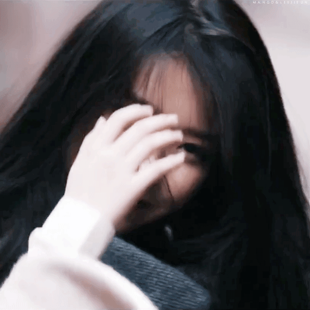 小伙伴们早，周末不睡懒觉，你为何要这么早起床？[笑而不语] ​​​