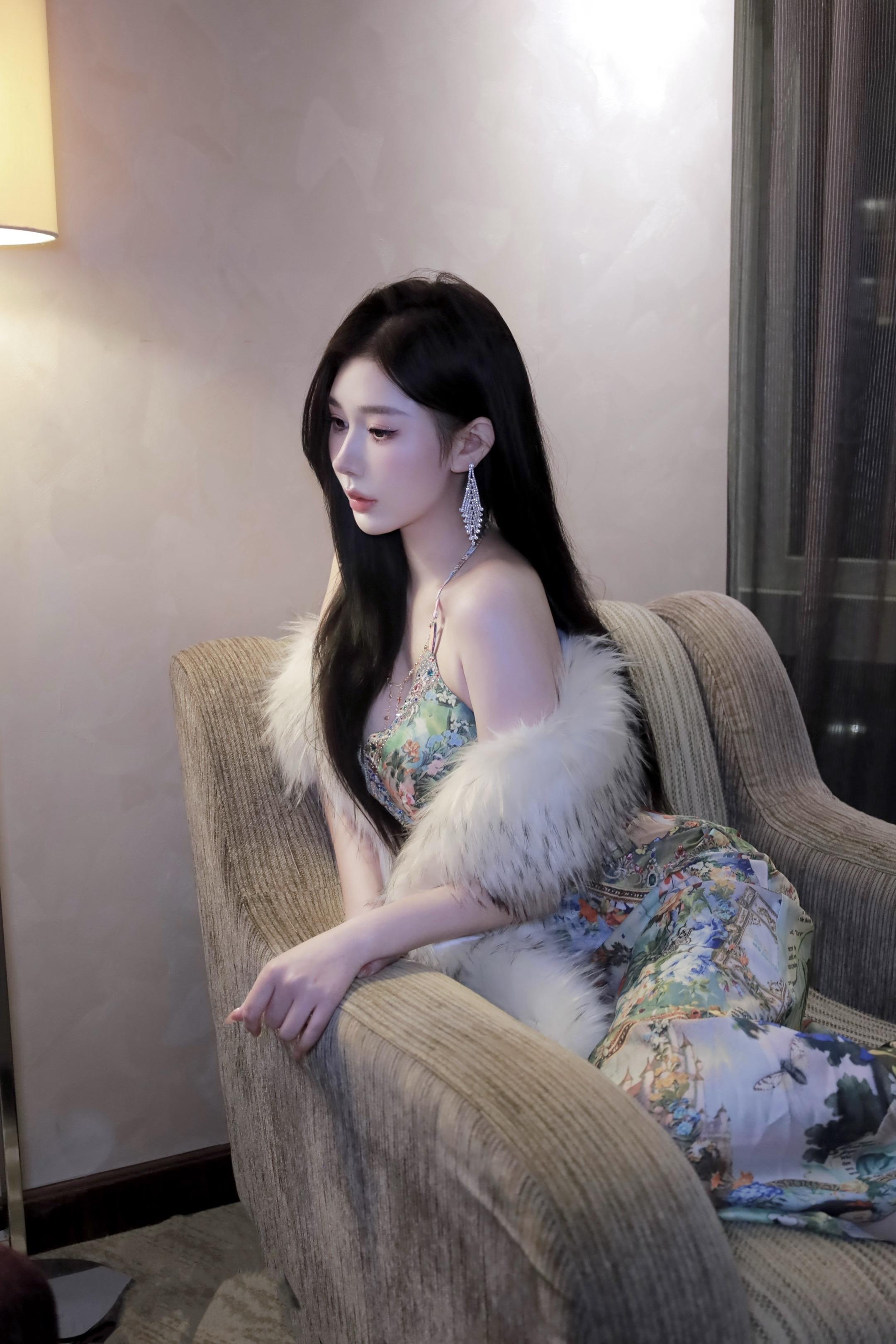 你已经走到这里了，以后你还会走得很高很远，好运与你同在，别害怕。