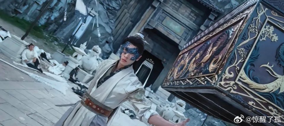 追完《与晋长安》大结局，才惊觉黎霜那场“假死”根本不是仓促脱身，而是一场环环相扣