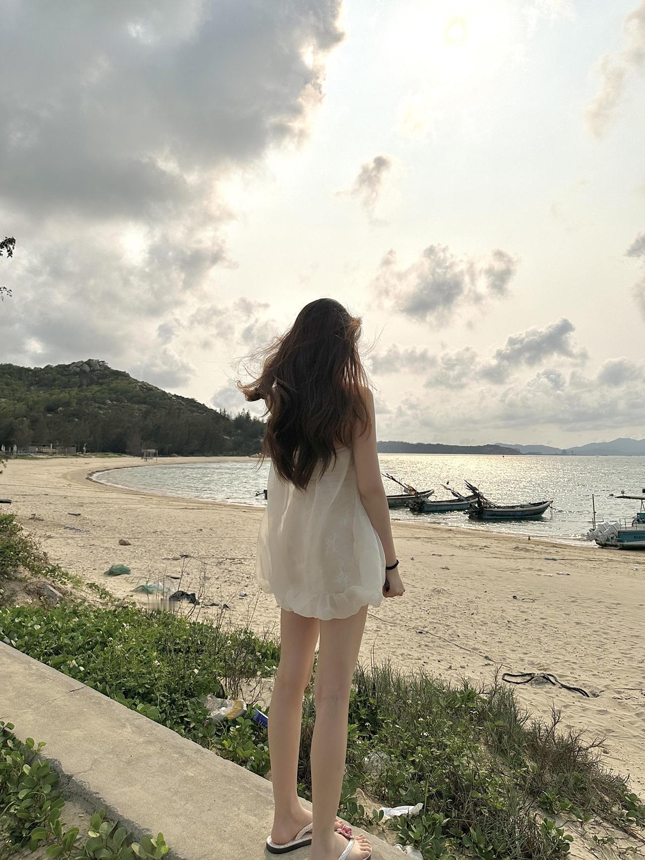 今天第一次看到这么高级的思维：
他说，任何只要你主动去做、
勇敢争取并促成的事情