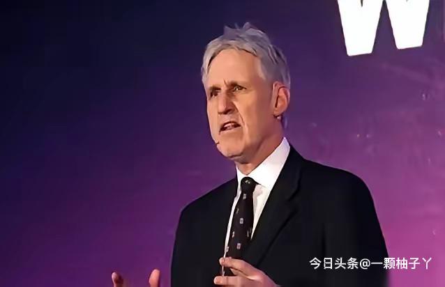 在瑞士日内瓦举行的联合国人权理事会第61届会议上，三十多岁的香港立法会议员李梓敬