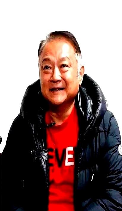 另一半头像永远灰了

头像灰了，可演过的戏还在更新。

4K修复把老画面擦得锃亮