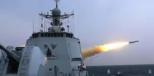 [月亮]全球赌徒已下注，世界都在等中美“扣动扳机”！这么说吧，现在全世界除了中美