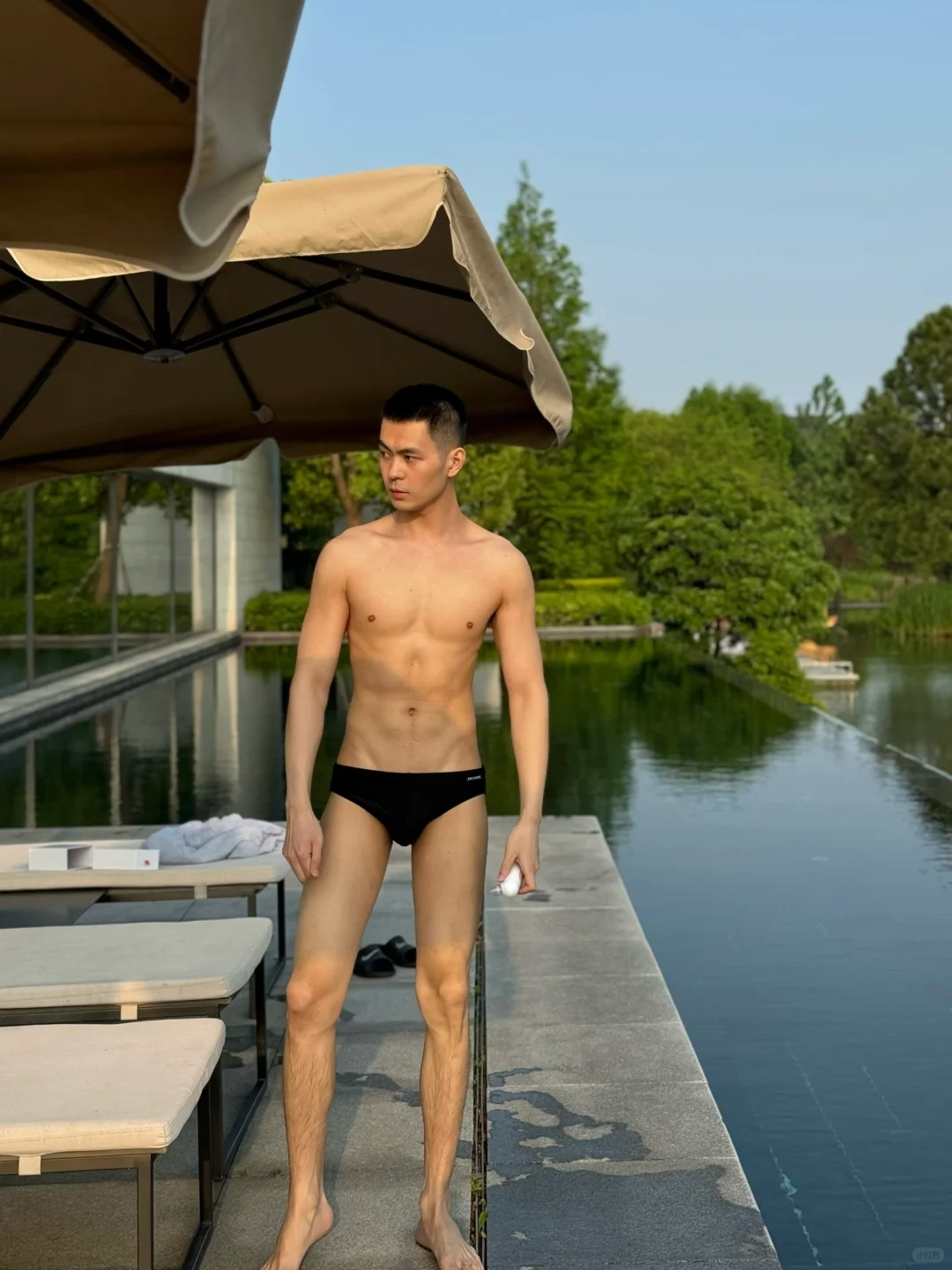 好久没游泳了🏊🏻‍♂️