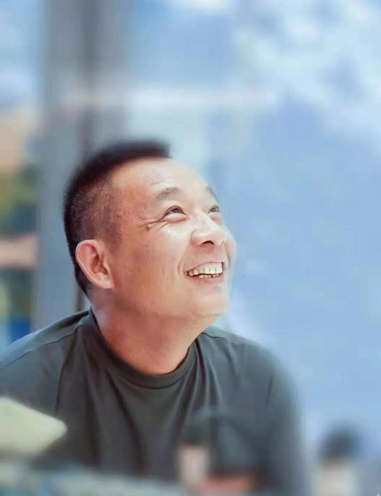 豫商骄子
   商超界一提起胖东来那可是无人能敌，食品公司的白象，也是始终以国货