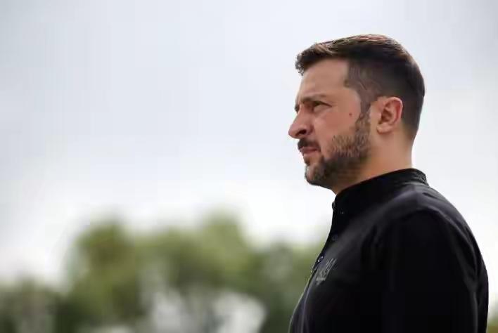 泽连斯基再抛乐观预期，称谈判已至“新里程碑”，冲突有望在2026年上半年结束！