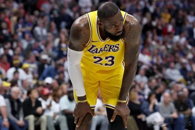 ESPN专家针对新赛季的一些问题进行投票，第一选票5分，第二选票3分，第三选票1