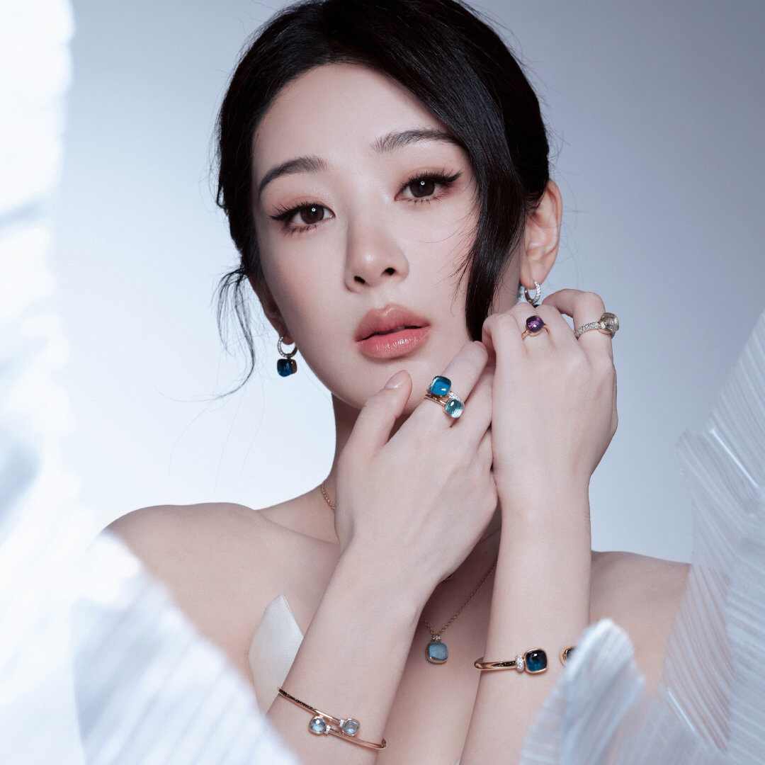 杨紫杨紫李祯yz杨紫家业沐浴着和煦的阳光，遇见纤尘不染的你