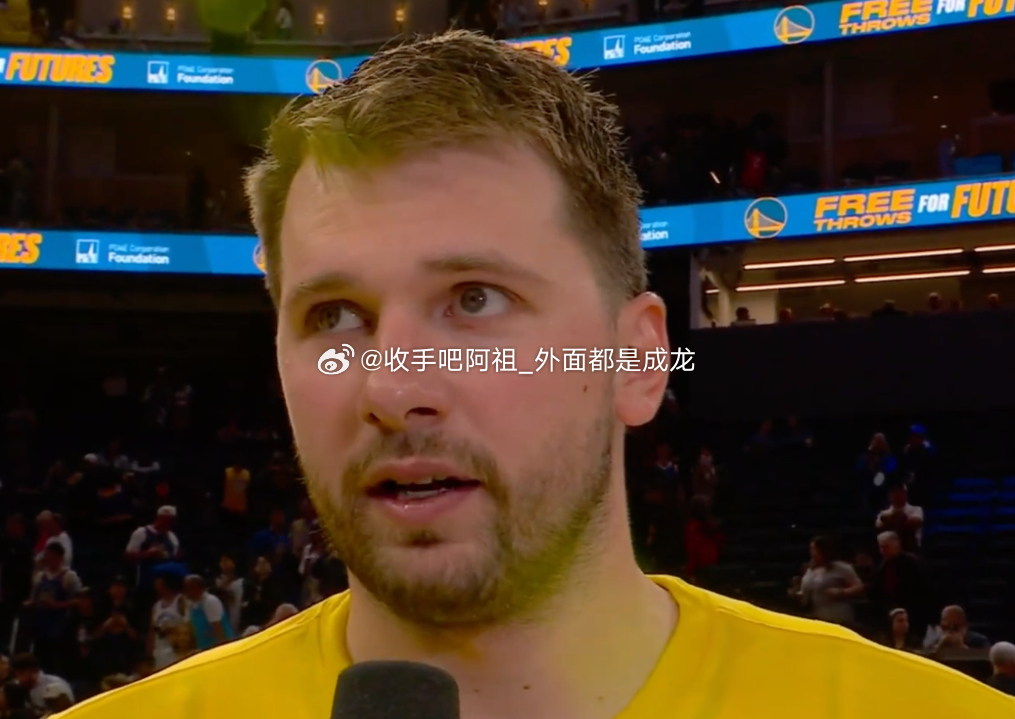 NBA常规赛，湖人今日客场129-101大胜勇士。本场比赛，湖人三巨头均打出高效