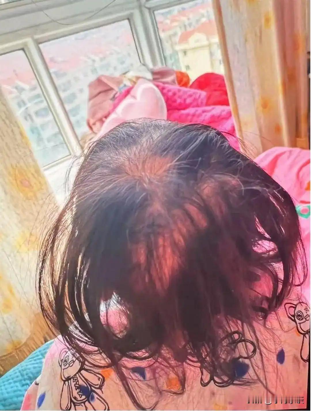 3岁幼童被投毒，是谁这么丧心病狂？
近日，一则关于3岁女童铊中毒的消息引发了广泛