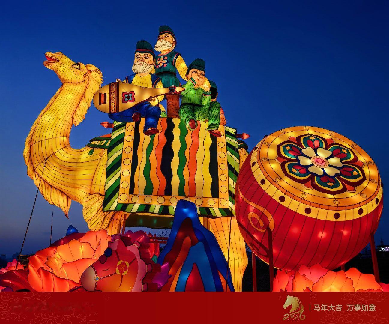 大年初一逛长安灯会人多到走不动，漂亮的灯实在太多了每个都想来一张！ 西安·西安城