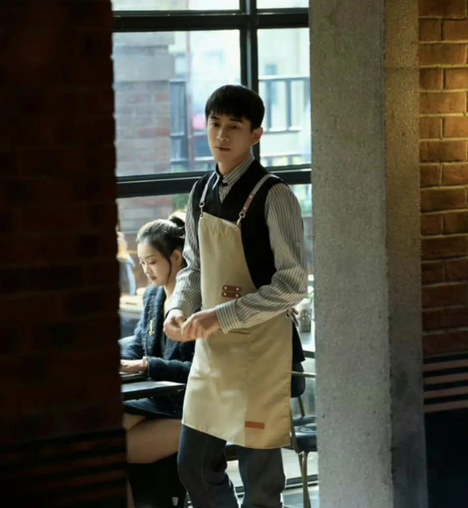 林更新的演技真是让人拍案叫绝，《玫瑰的故事》方协文演得神了。那种只有自卑过的人才