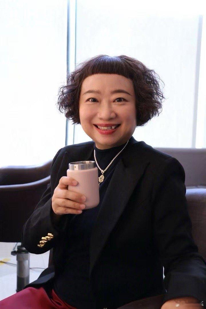 饶雪漫回应浪姐帮徐梦洁站台 饶雪漫说徐梦洁和她角色的适配度很高，这个评价太让人期