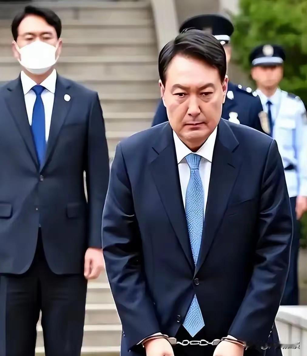明天2月19日！尹锡悦全国直播审判，全中国人民请关注！

明天下午3点，韩国全国