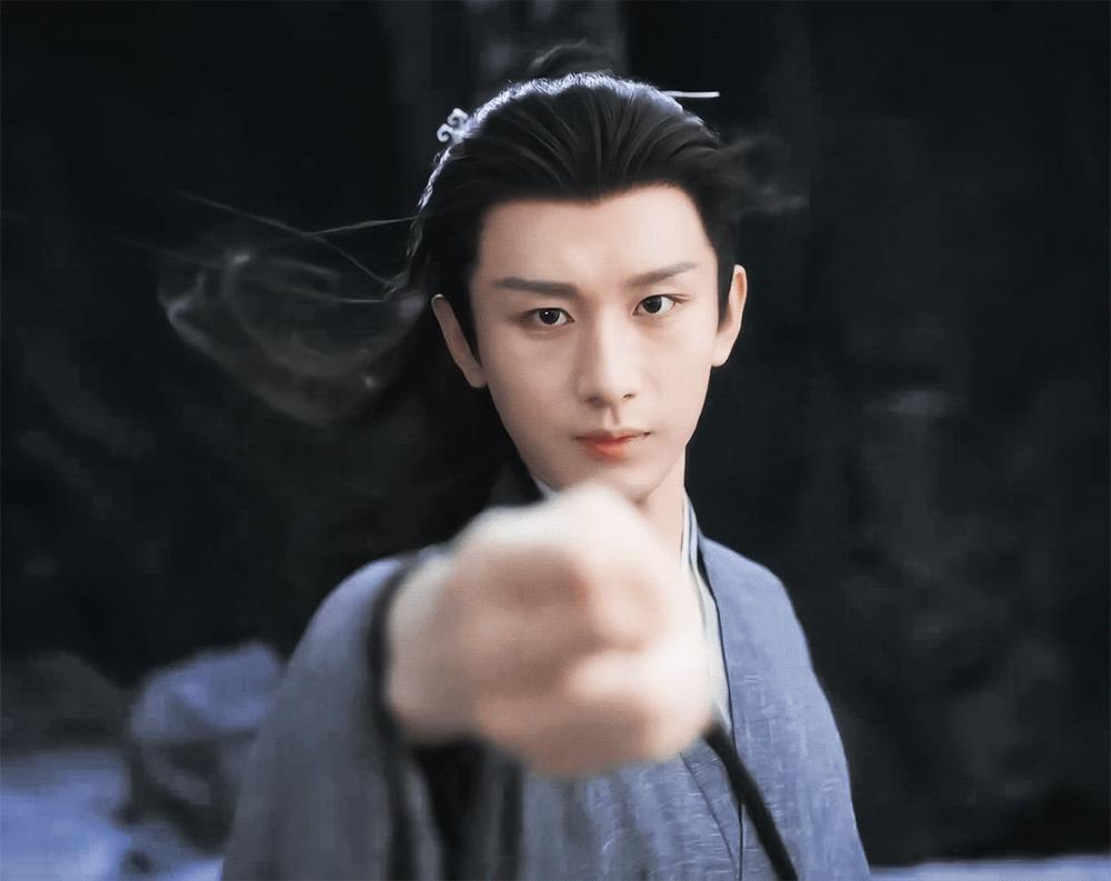 谁没有被《沉香如屑》里的玄夜给迷惑成毅饰演的魔界修罗王玄夜 腹黑偏执 杀伐果断 