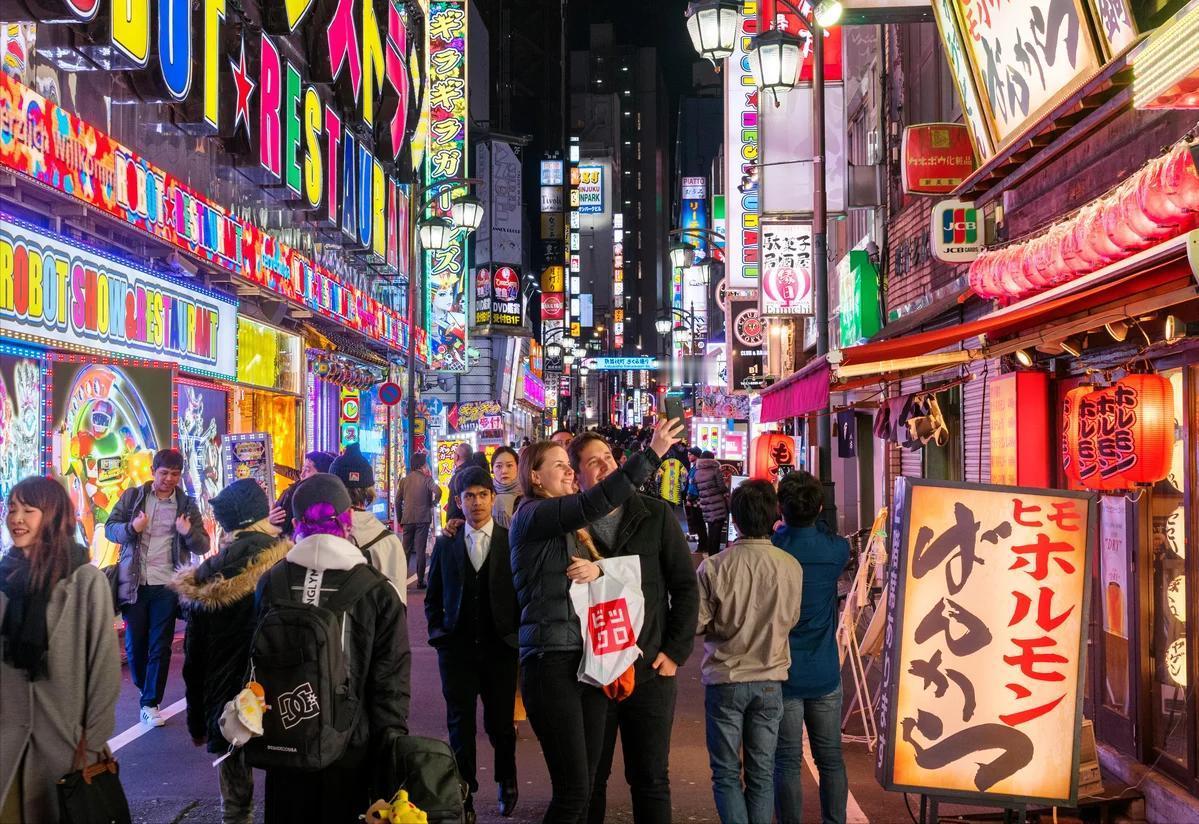 日本驻老挝大使馆最近干了一件罕见的事——公开警告日本男性，别在老挝买儿童性服务。