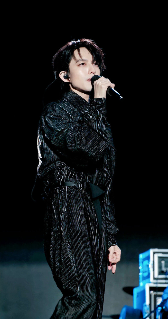 林宥嘉加盟《声生不息》常驻！好久没在综艺看到他，歌单里的歌终于能在他嘴里过一遍，