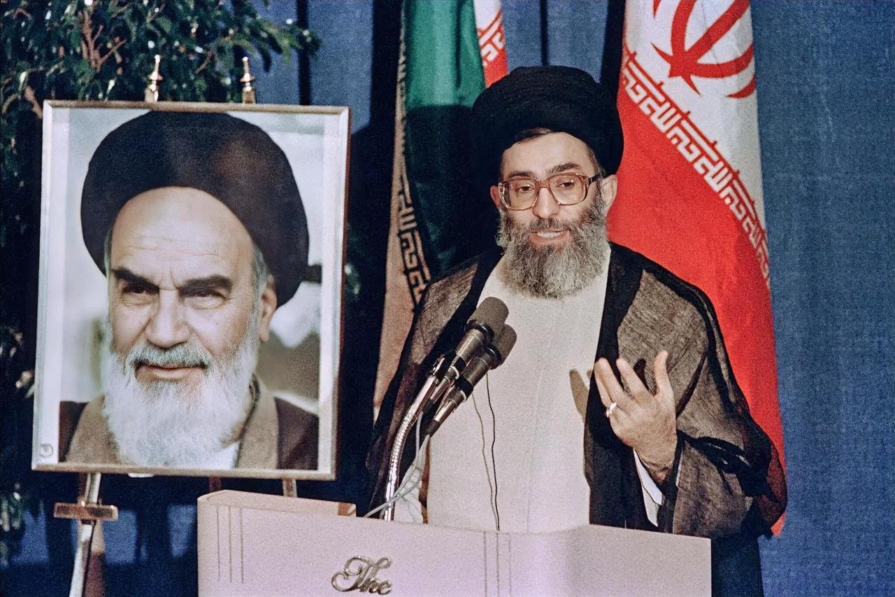 【3月14日最新消息】伊朗最高领袖：不会放弃复仇 继续封锁霍尔木兹海峡
当地时间