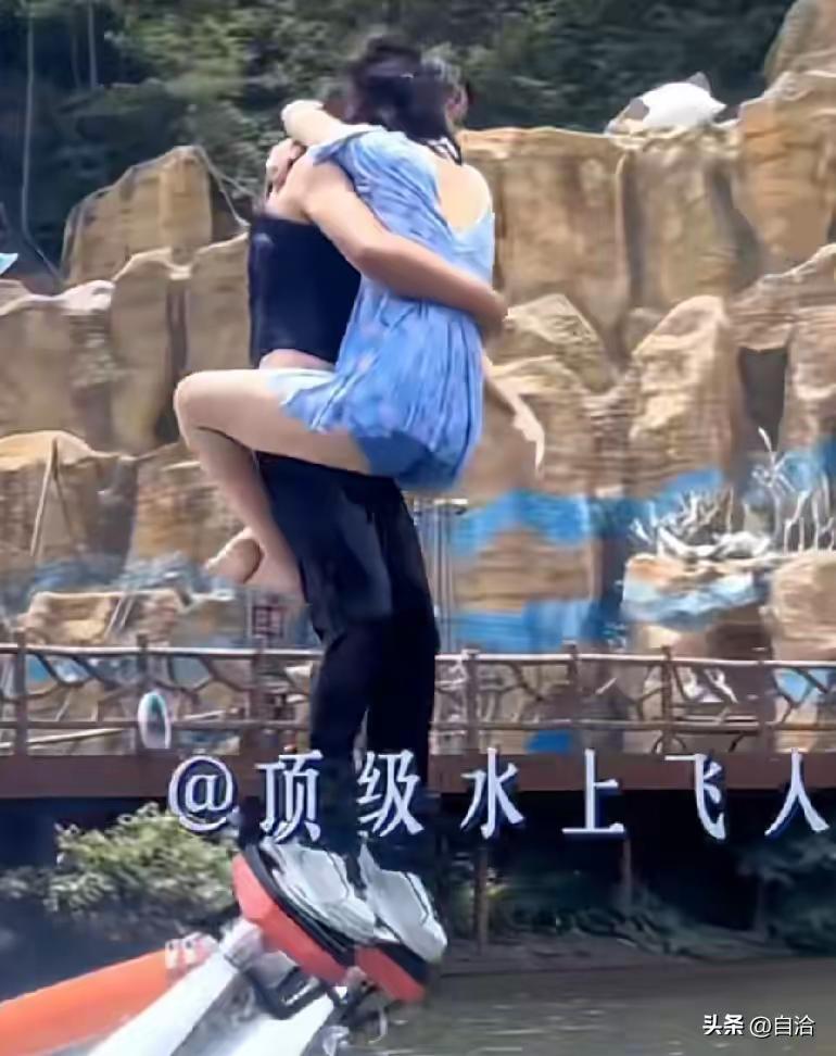这样的男教练或许许多同性羡慕，但这样的女子相信多数人厌恶。这从评论区就能看出来。