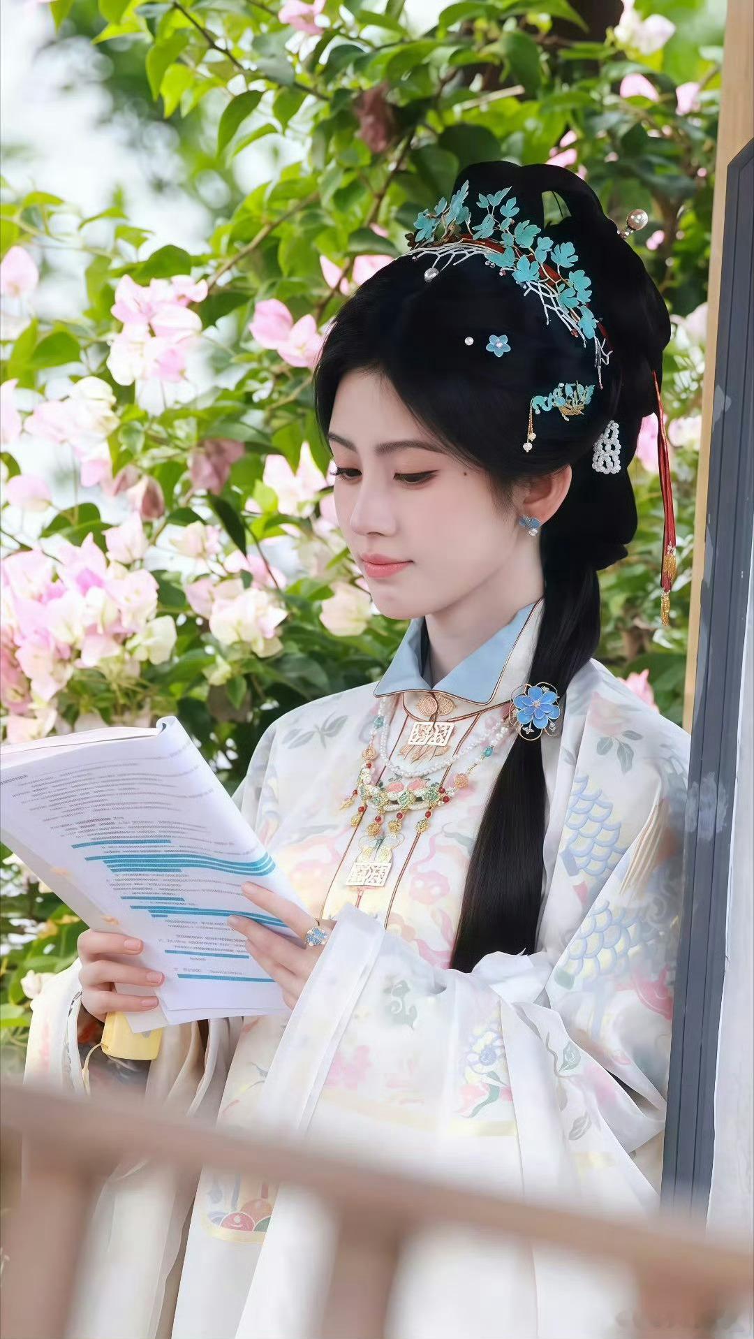 苏妃娘娘的美貌风华绝代 