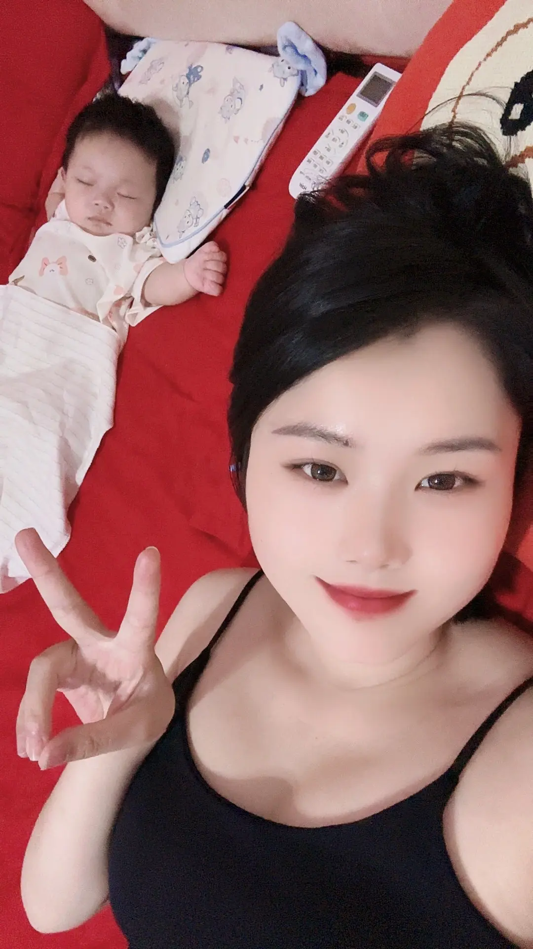 我是图图小淘气，面对世界很好奇