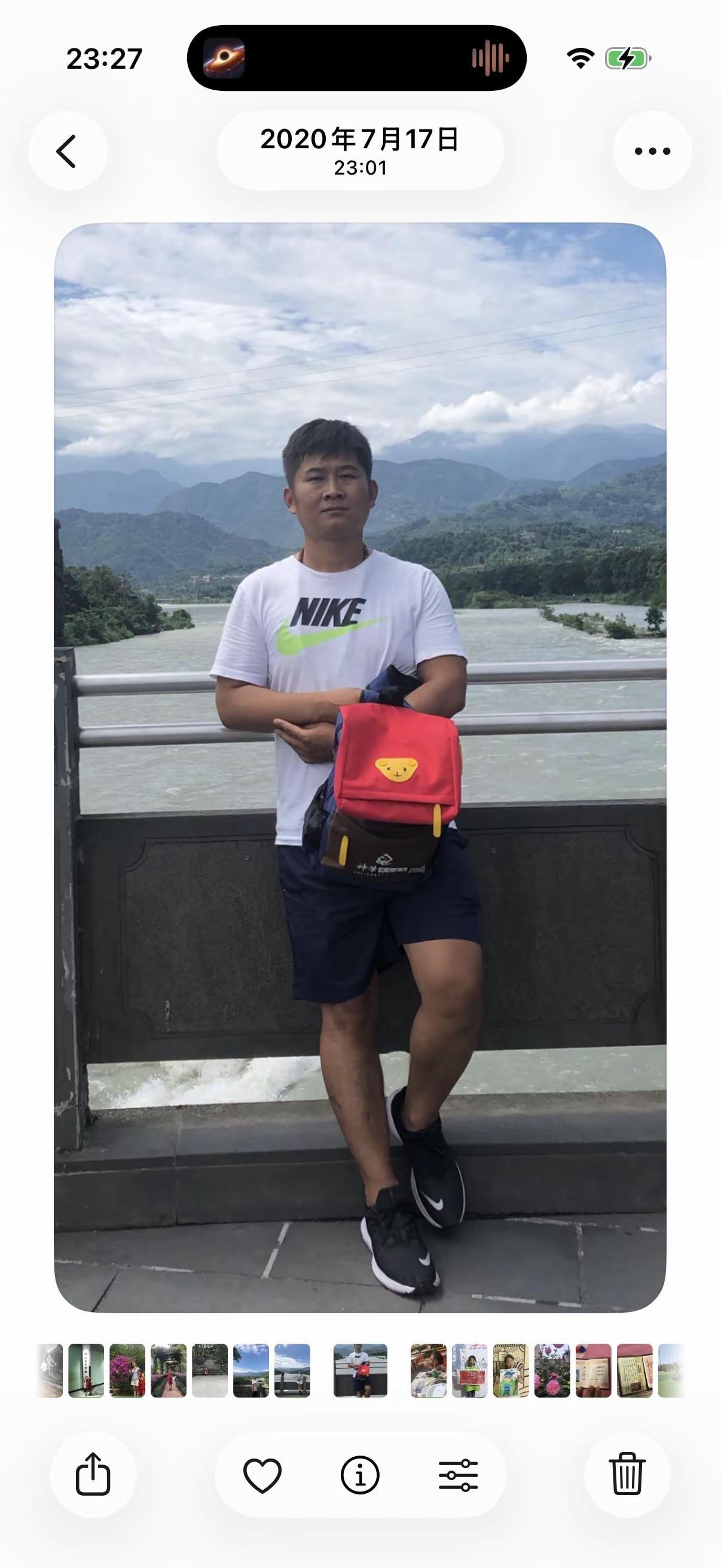 酒还是爱，看和谁喝…