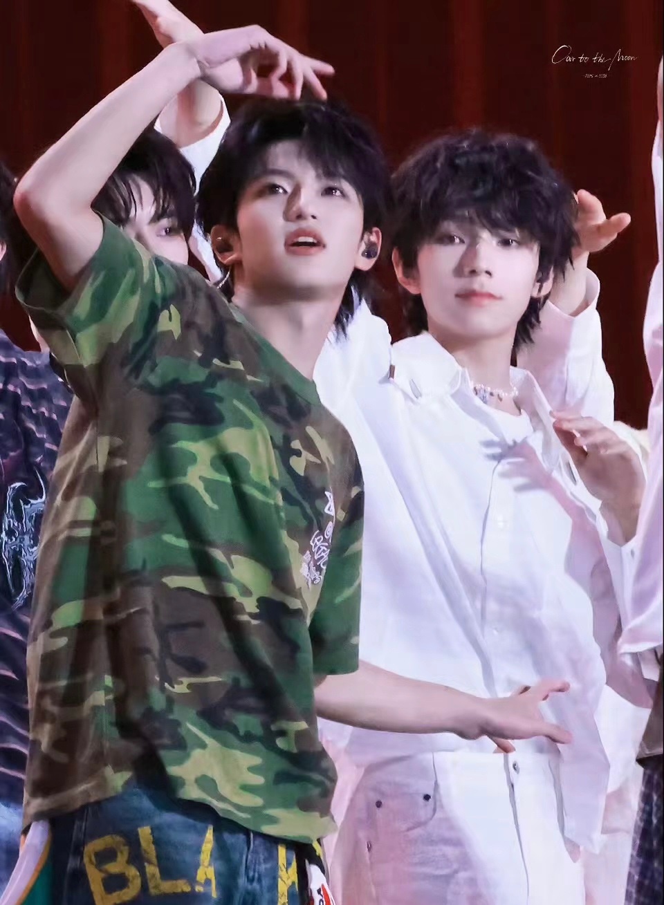 橹穆超话爆了 看到橹穆超话爆了💥 