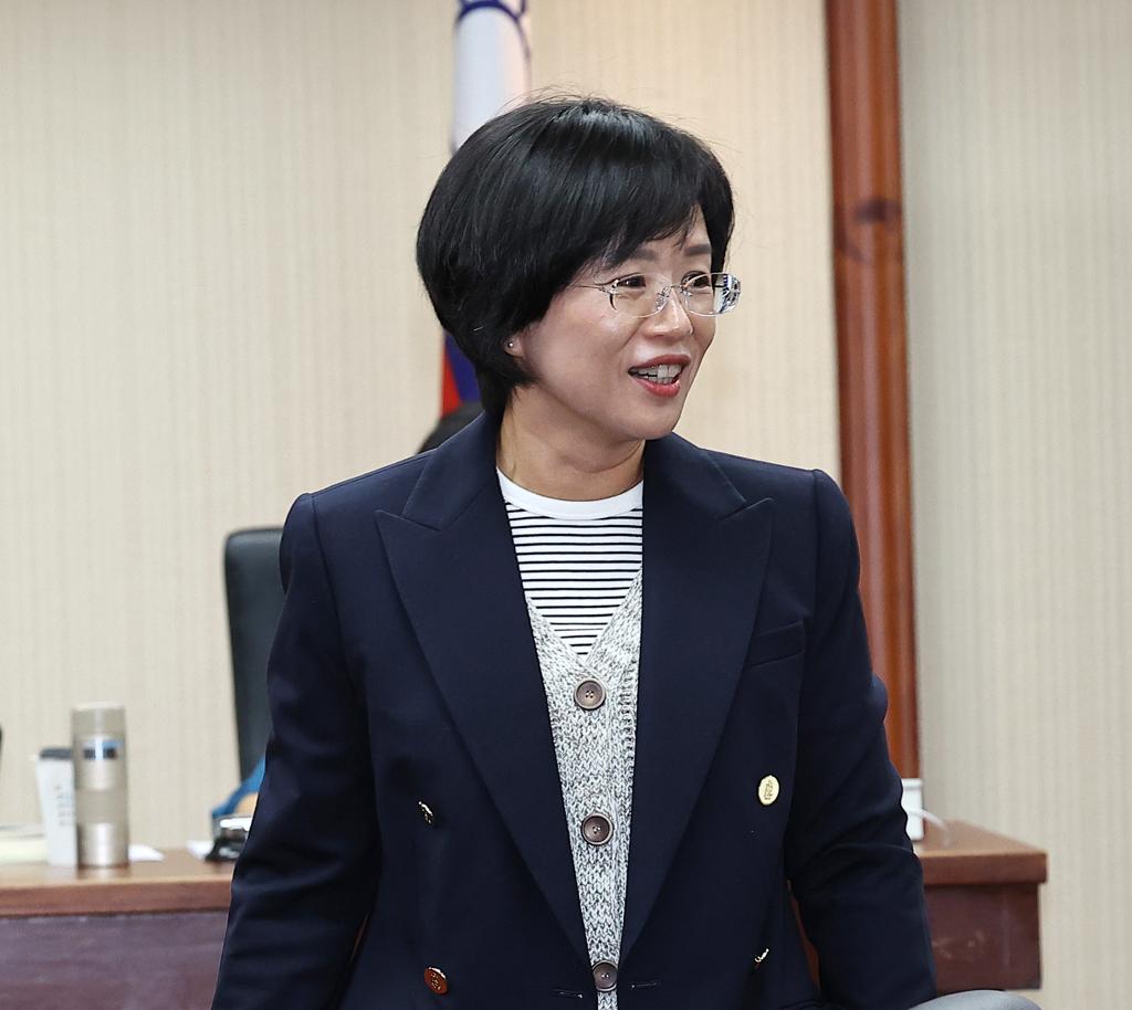 漠视淡江大桥机车道争议？新北议员向苏巧慧怒抛3问
淡江大桥预计5月12日正式通车