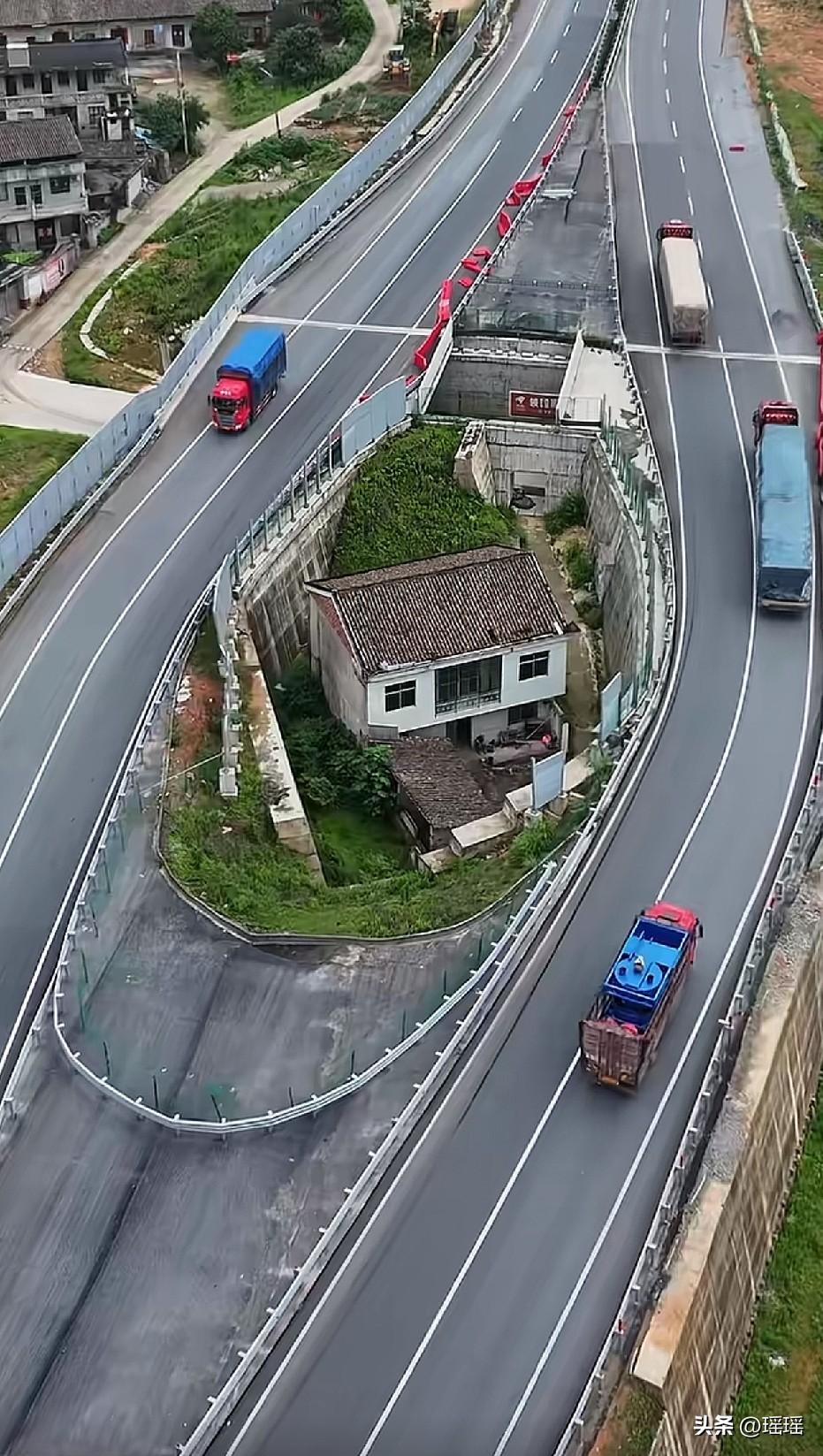 现在肠子悔青了吧