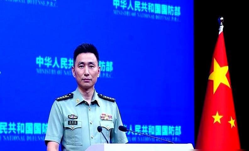 不是撑场面的硬话！8月27日国防部记者会上，张晓刚大校把军费增长、实战演训、对台