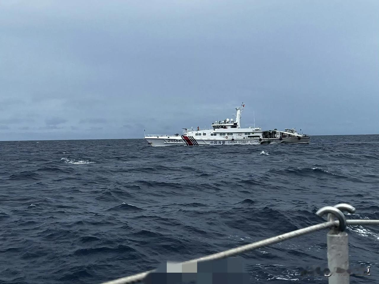 055万吨大驱现身仙宾礁附近海域——8月26号，菲律宾海岸警卫队BRP Cabr