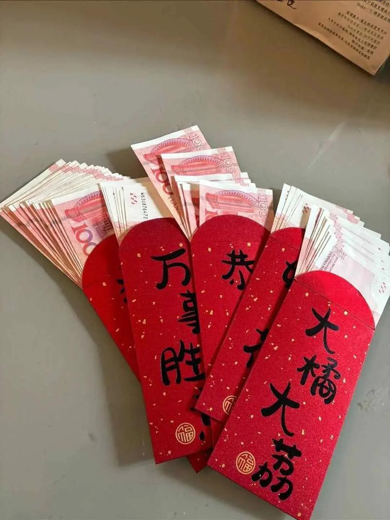 1、尽量少发朋友圈、少晒娃、少秀恩爱，最好别炫富。
2、永远不要空手到别人家去，