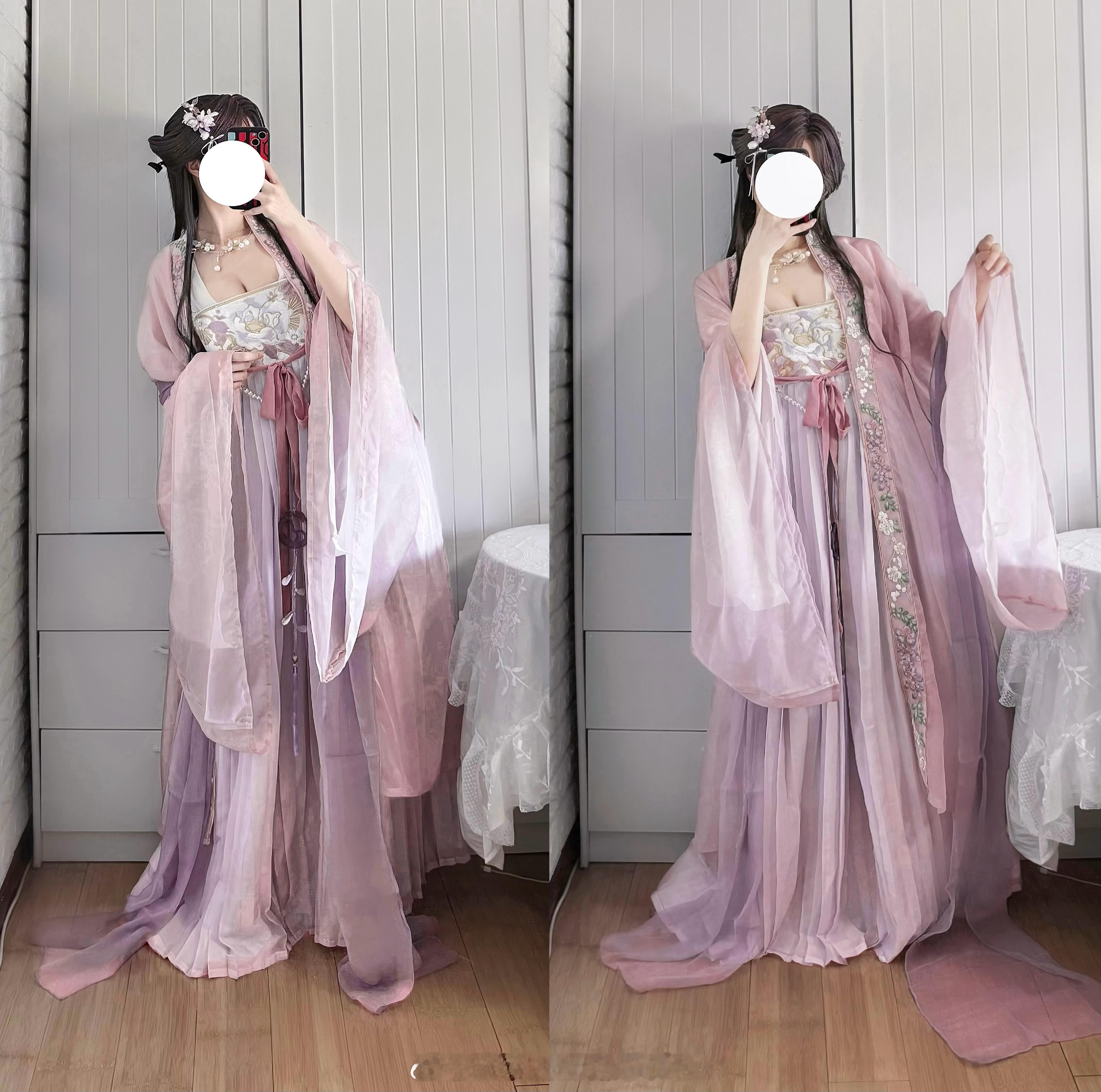 无期迷途[超话]cosplay 萦萦下周要正片了试试[可怜]其实新镜子换了好久！