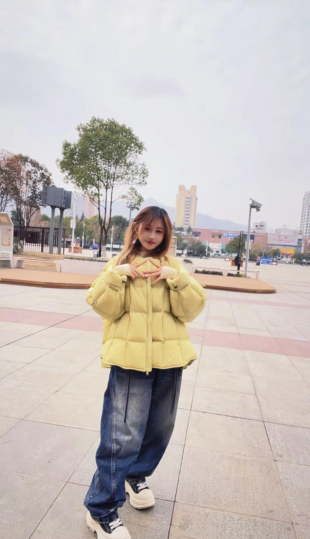 不喜热闹……不追热闹，不慕繁华，不看、不听、不想、不辩，内心简静，万法皆安。