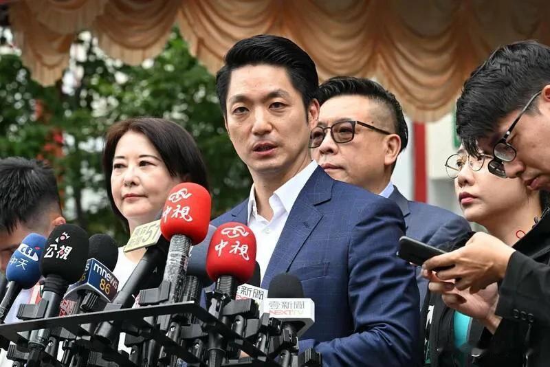 蒋万安好焦虑！忧双城论坛砸在他“蒋家第四代”手里

民进党上台以来，两岸关系每况