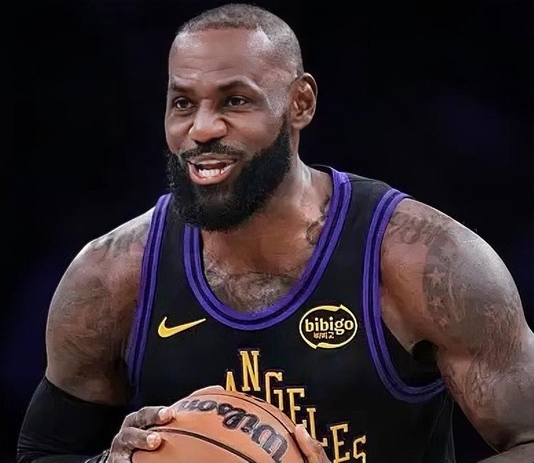 不吹不黑，全联盟没几位球员比詹姆斯传球好！

今天湖人主场挑战爵士，詹姆斯伤愈复