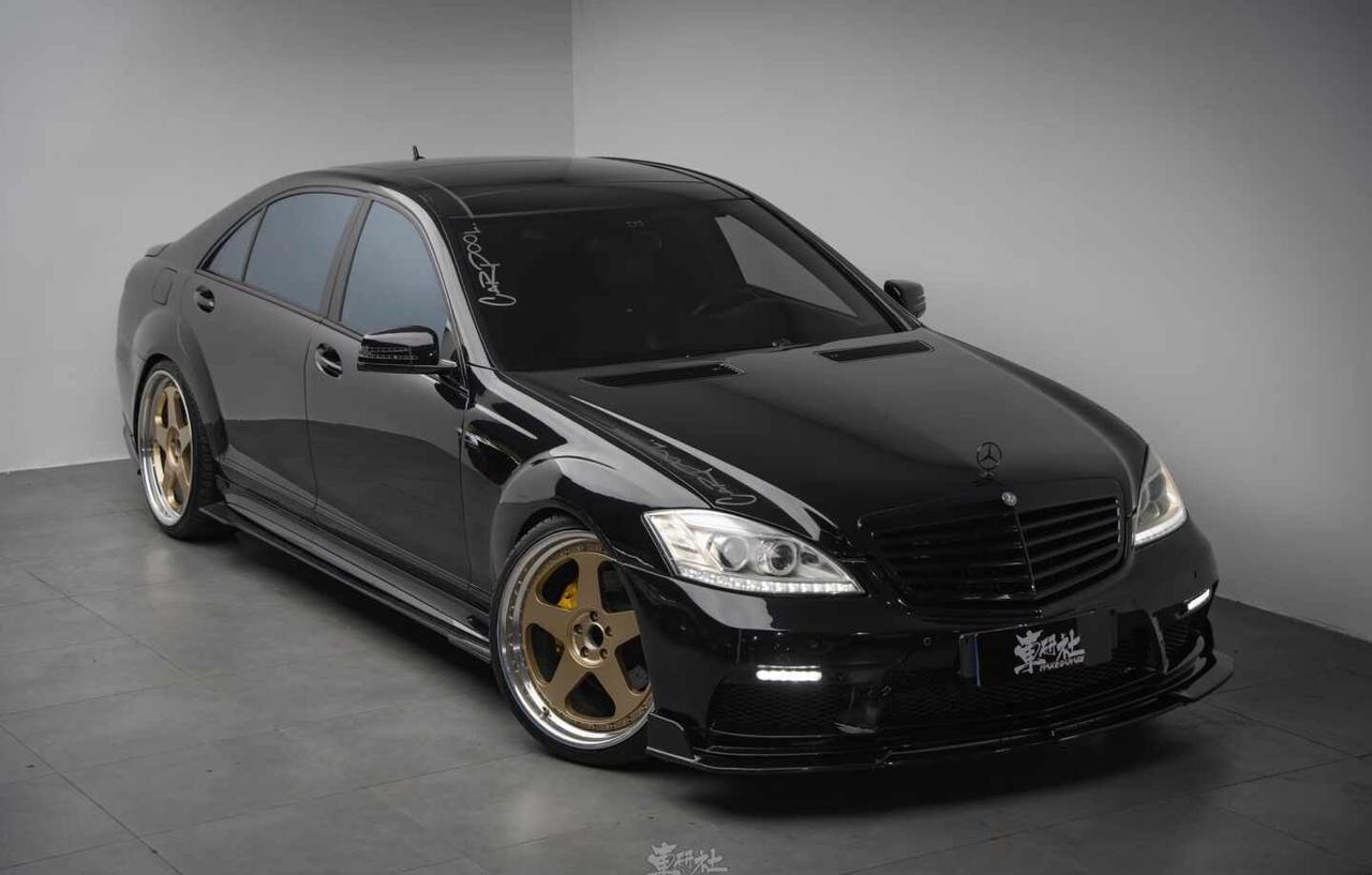 S500姿态王❗️
2009 奔驰 W221 S500
西装暴徒/行政反差/气场