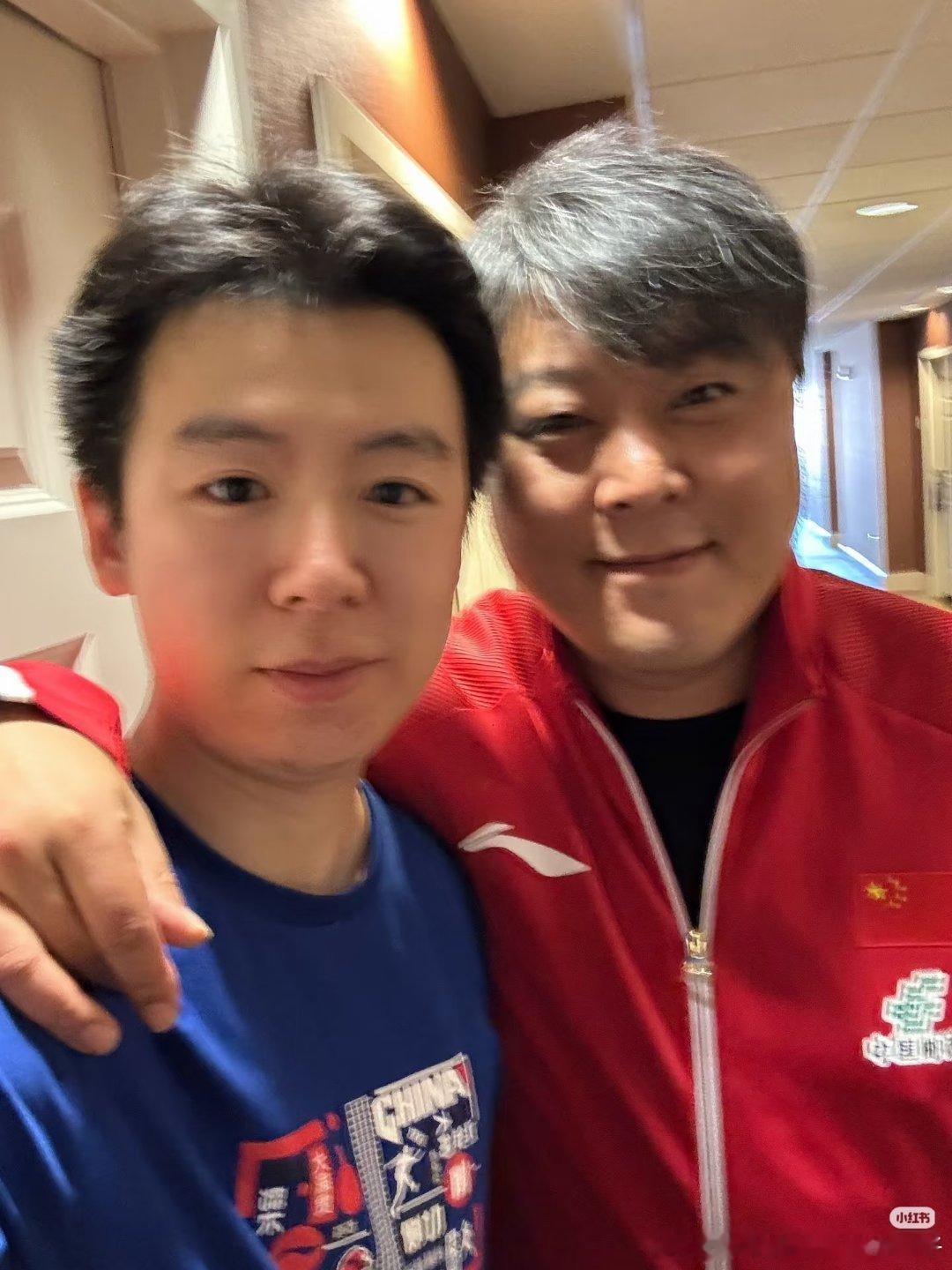 前八一队的选手田野分享了2026WTT美国大满贯和国乒的合影🤳🏓现在是美国R