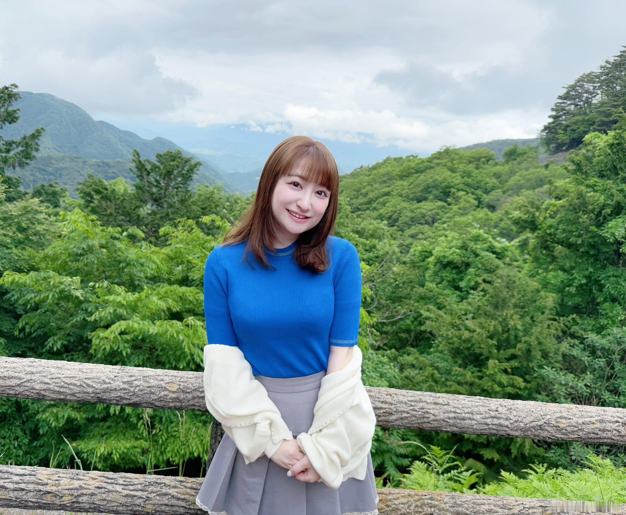 高尾奏音