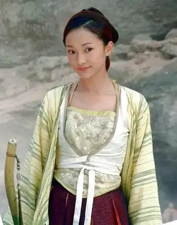 周迅，周公子，中国内娱以灵动著称的女演员。
我理解的灵动，并不是单纯的精灵古怪，
