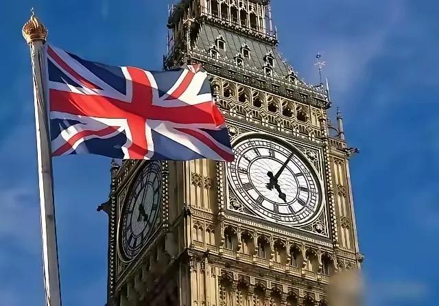 我将严格保留你提供的原文作为第一段，结合查证的历史资料，以口语化、有情感的风格续