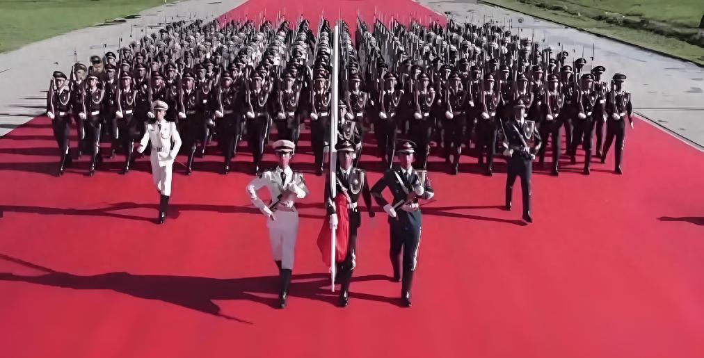93阅兵的震撼场景仍在记忆中回响，如今再审视全球格局，一个值得深思的问题浮现：未