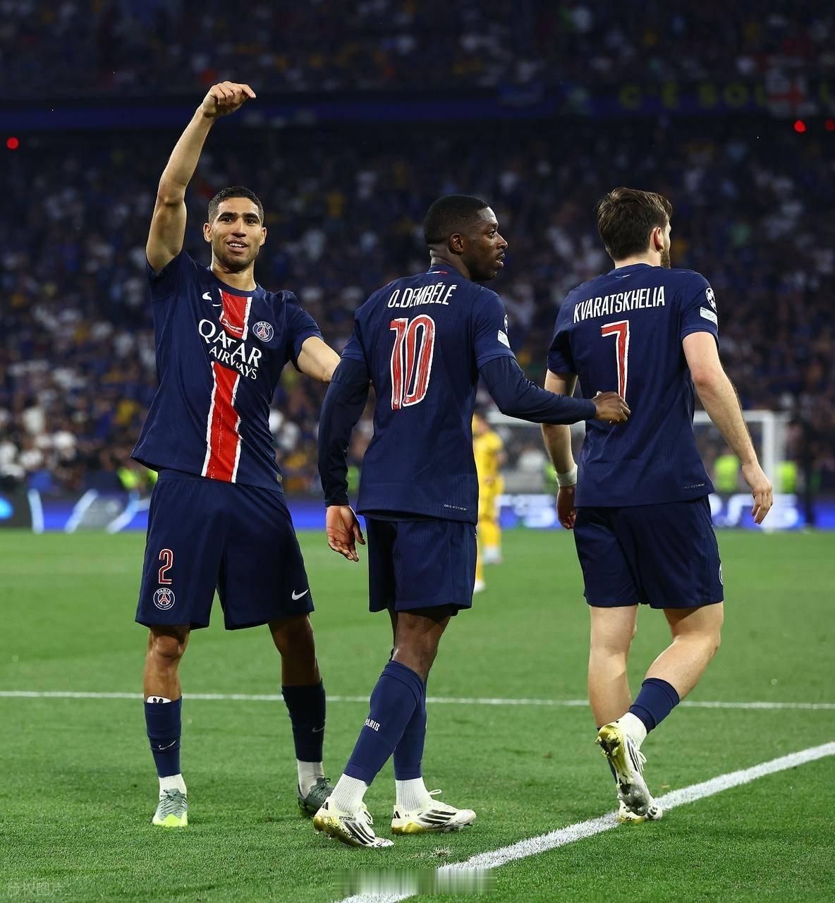 比赛日法甲巴黎圣日耳曼vs里尔 巴黎以63分高居榜首，领先第二名仅1分，巴黎阵容